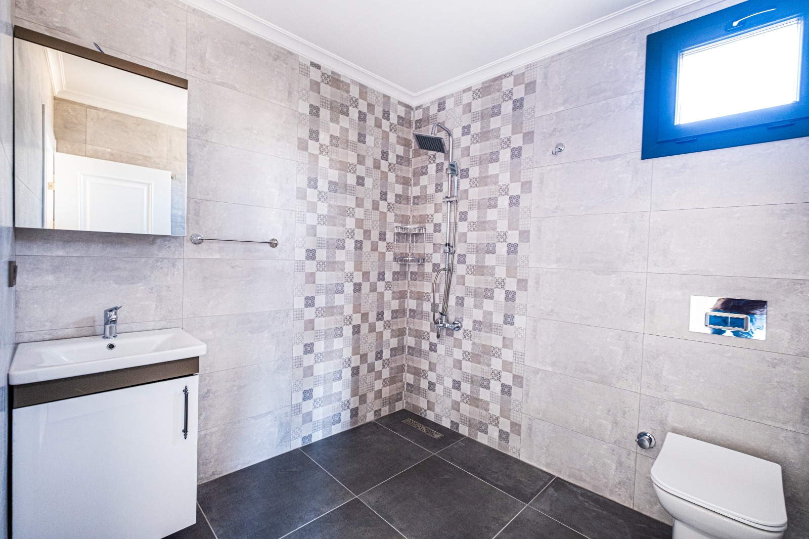 WhatsApp Image 2026-02-05 at 18.52.10 (3)